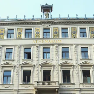 netizen-budapest-centre.inbudapesthotels.com/